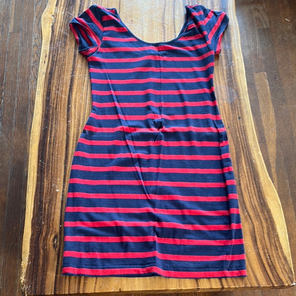 CHARLOTTE RUSSE striped fitted body con dress